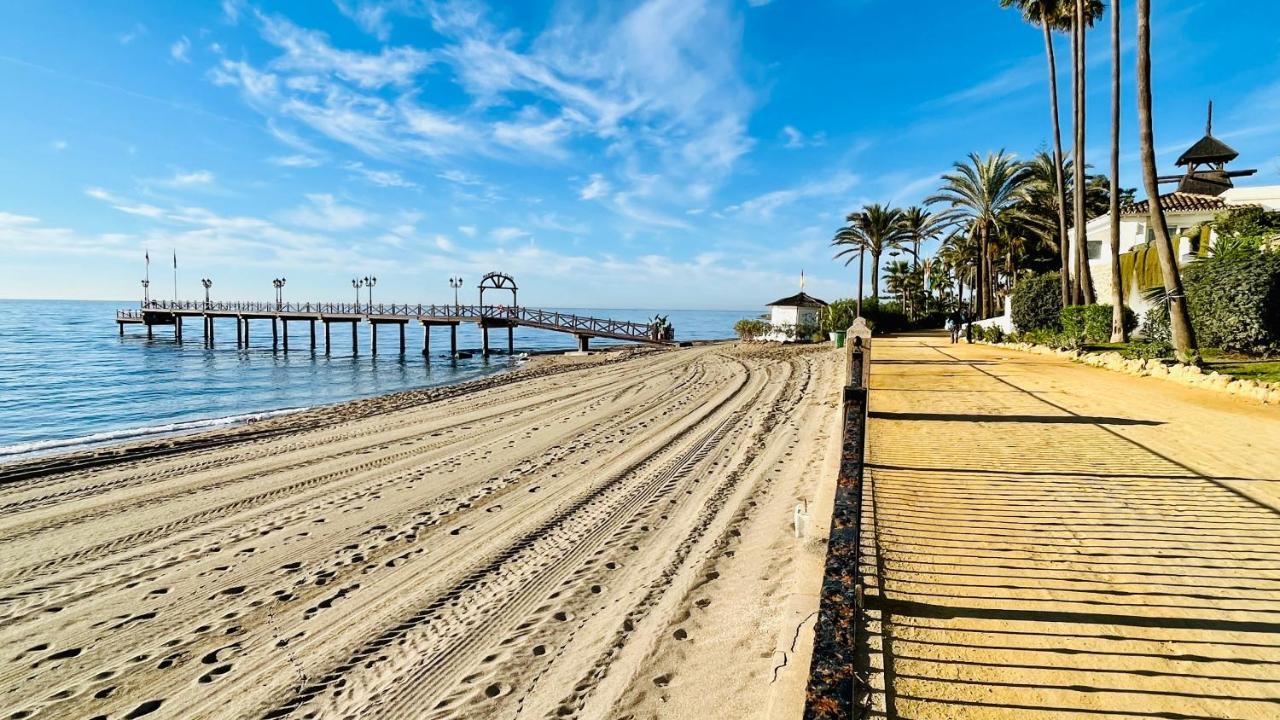El Pisito Forest,A 300 Metros Iglesia De La Encarnacion Appartement Marbella Buitenkant foto