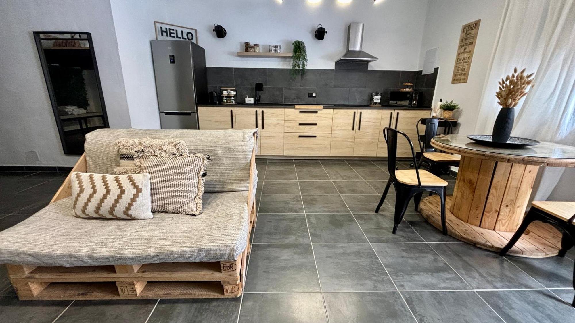 El Pisito Forest,A 300 Metros Iglesia De La Encarnacion Appartement Marbella Buitenkant foto